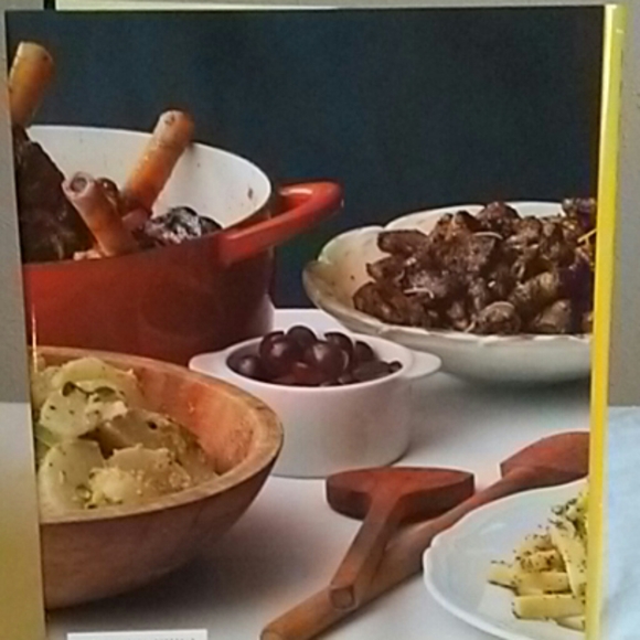 Molto Batali Simple Family Meals Cookbook - Picture 2 of 8